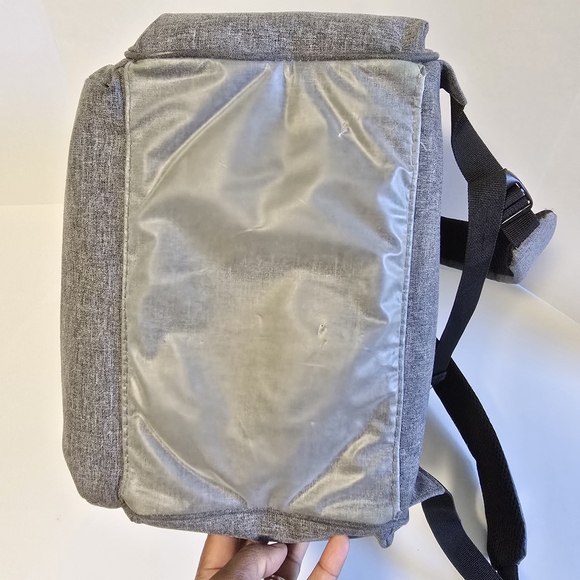 Diaper/Baby Breastfeeding Bag Backpack - Picture 13 of 16